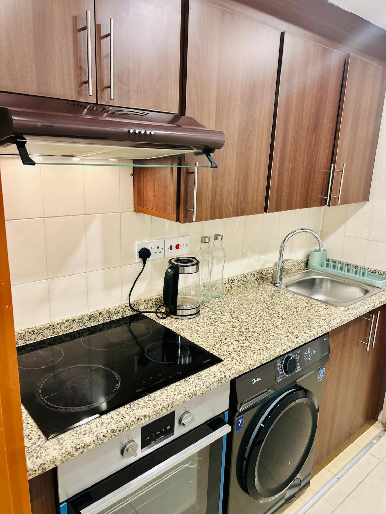 Apartment Panoramic Corniche Sea View Retreat Abu Dhabi